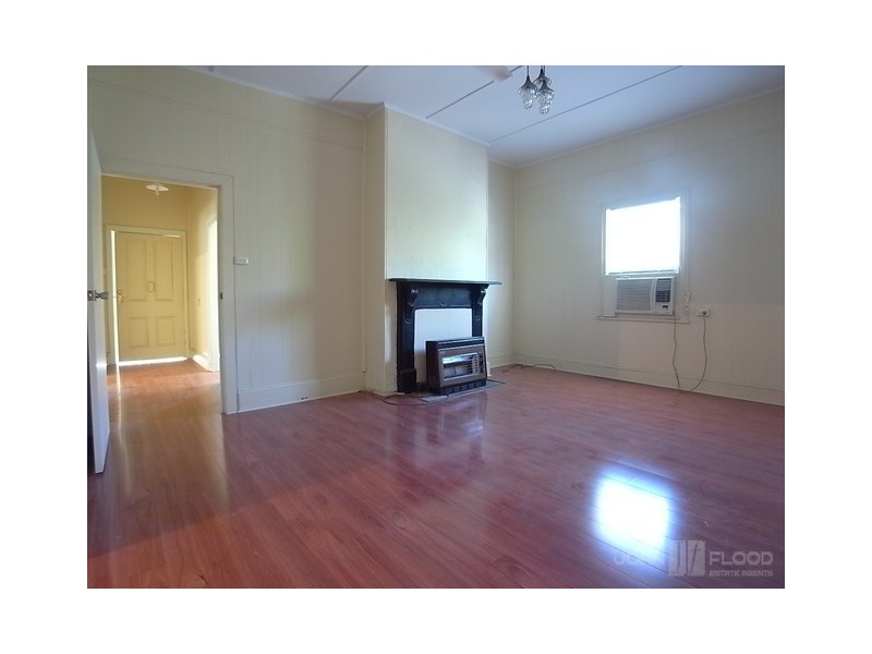 11 Foley Street, Muswellbrook NSW 2333