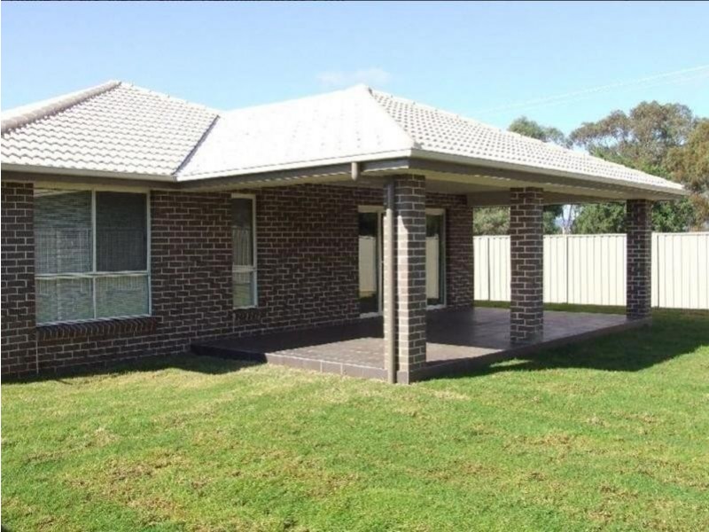 2 Almond Street, Denman NSW 2328