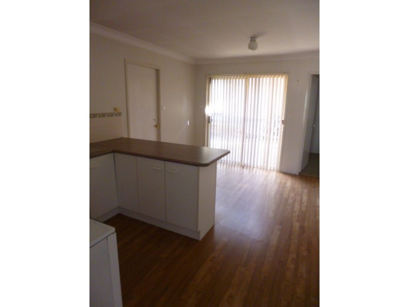 2/1 Casuarina Close, Muswellbrook NSW 2333