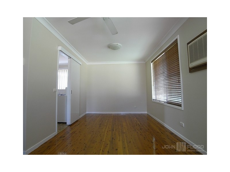 24 Peppermint Rd, Muswellbrook NSW 2333