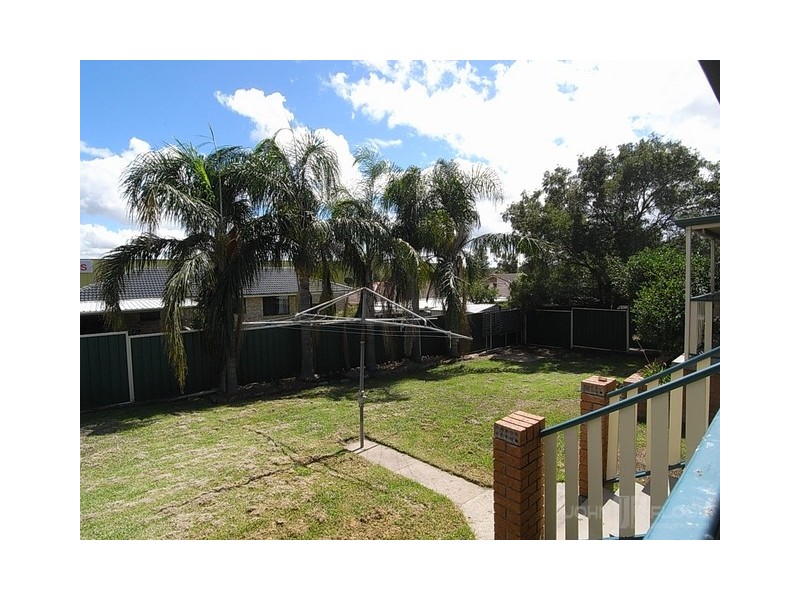 24 Peppermint Rd, Muswellbrook NSW 2333
