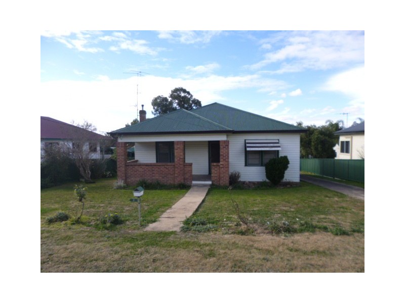6 Manning Street, Muswellbrook NSW 2333