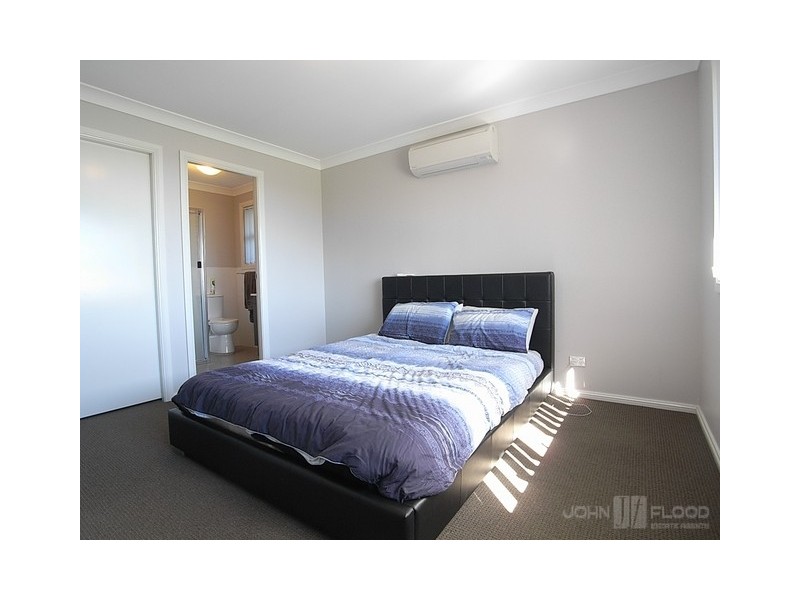 2/38 Chivers Circuit, Muswellbrook NSW 2333