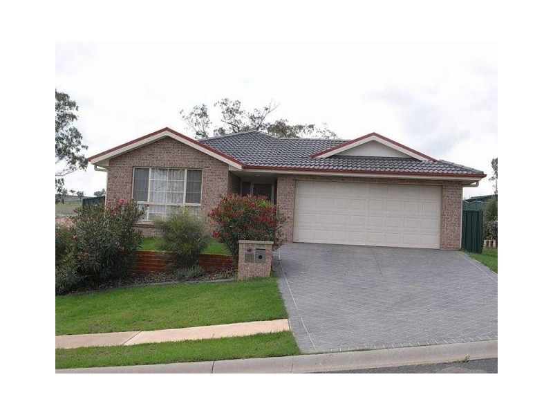 29 Bloodwood Road, Muswellbrook NSW 2333