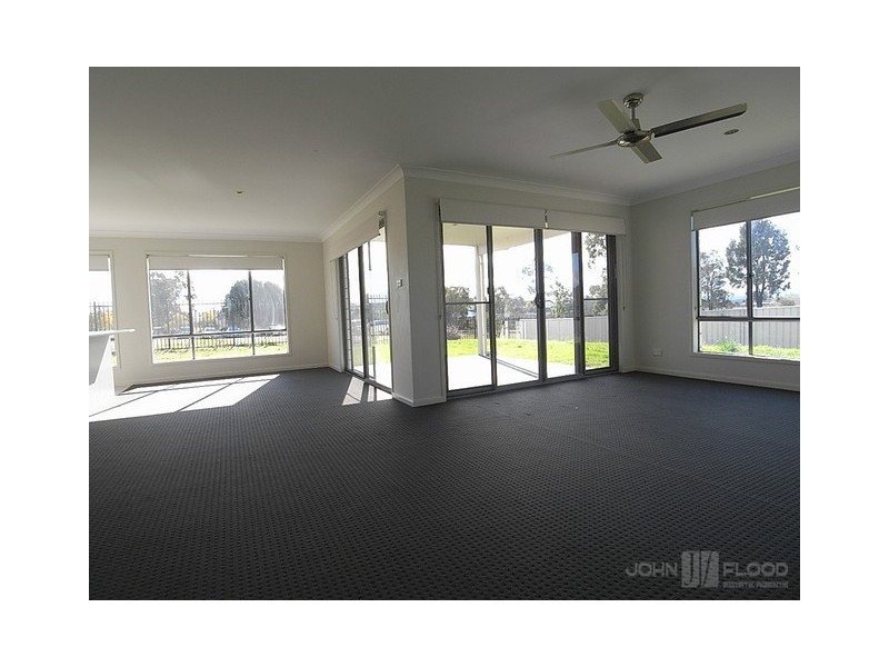 26 Finnegan Crescent, Muswellbrook NSW 2333