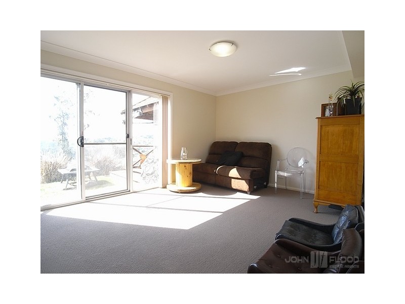 24 Bloodwood Road, Muswellbrook NSW 2333