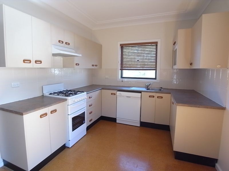 42 Sowerby Street, Muswellbrook NSW 2333