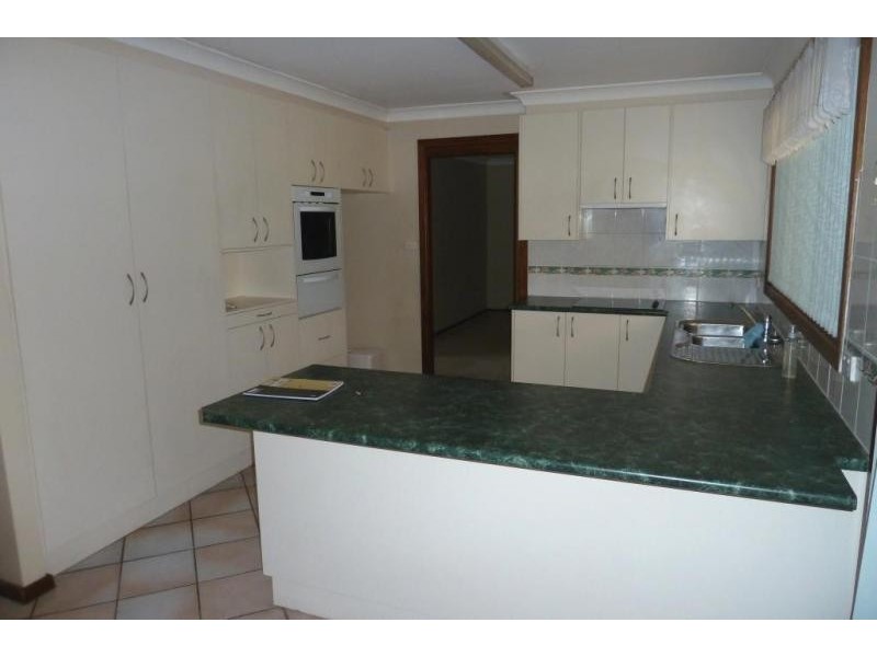 8 Towarri Street, Muswellbrook NSW 2333