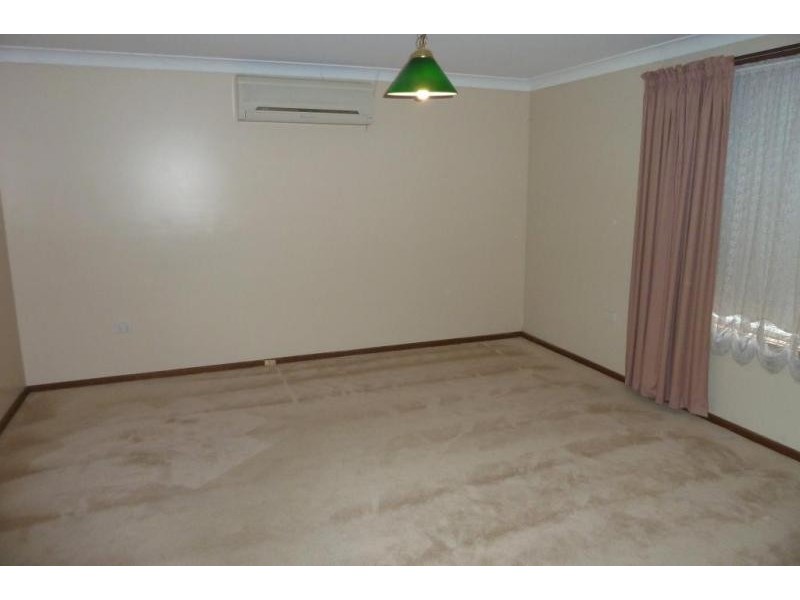 8 Towarri Street, Muswellbrook NSW 2333