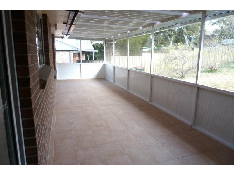 8 Towarri Street, Muswellbrook NSW 2333