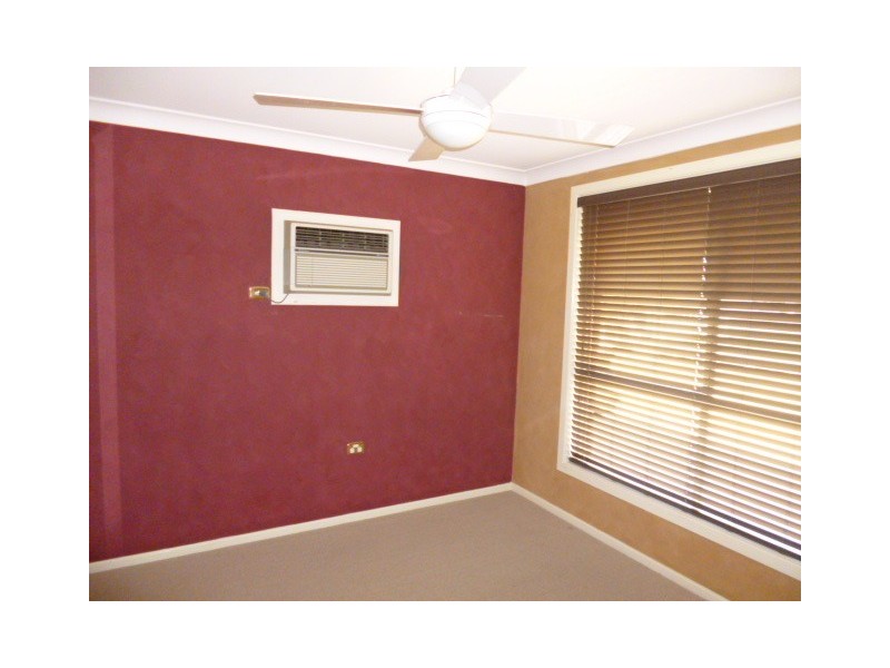 2/6 Hakea Dr, Muswellbrook NSW 2333