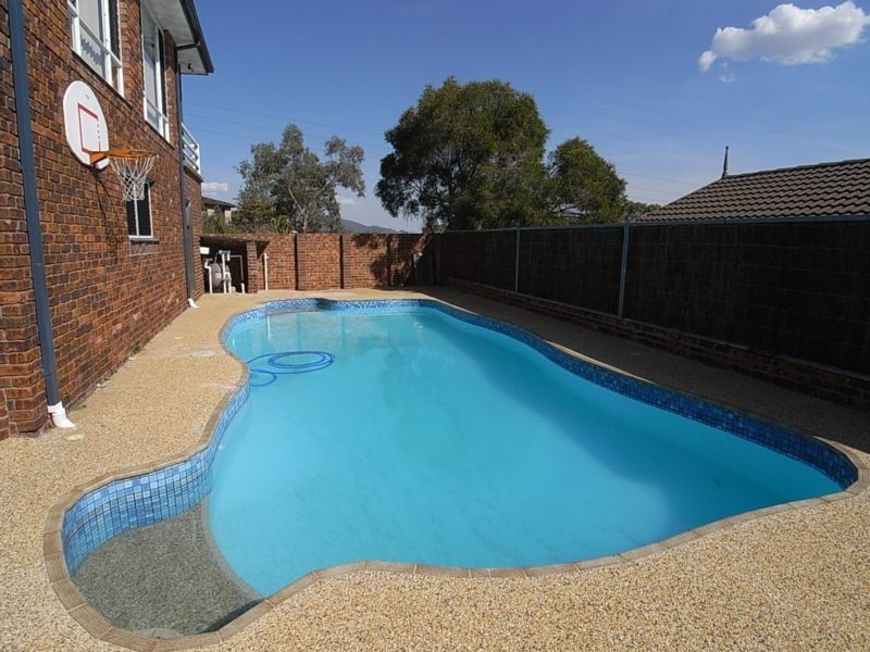 122 St Andrews St, Aberdeen NSW 2336