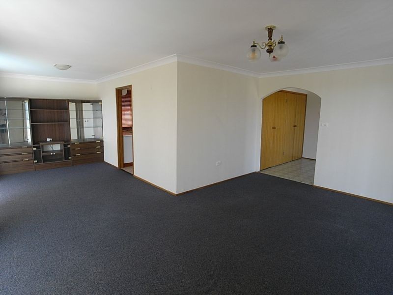 122 St Andrews St, Aberdeen NSW 2336