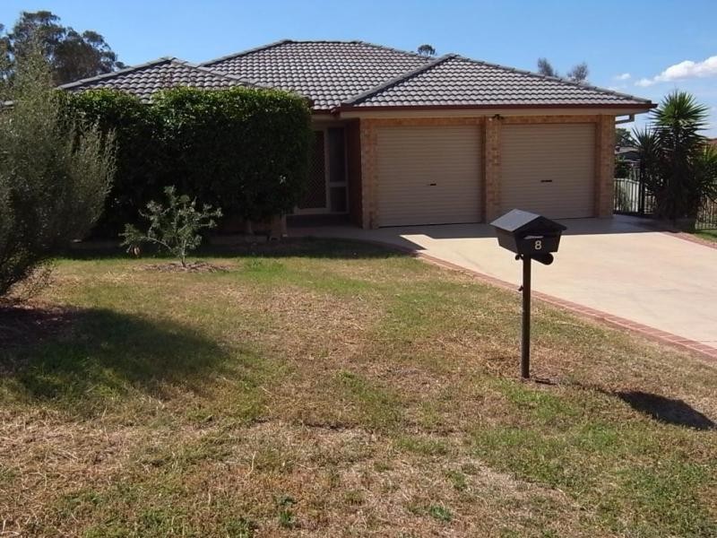 8 Grimes Close, Denman NSW 2328