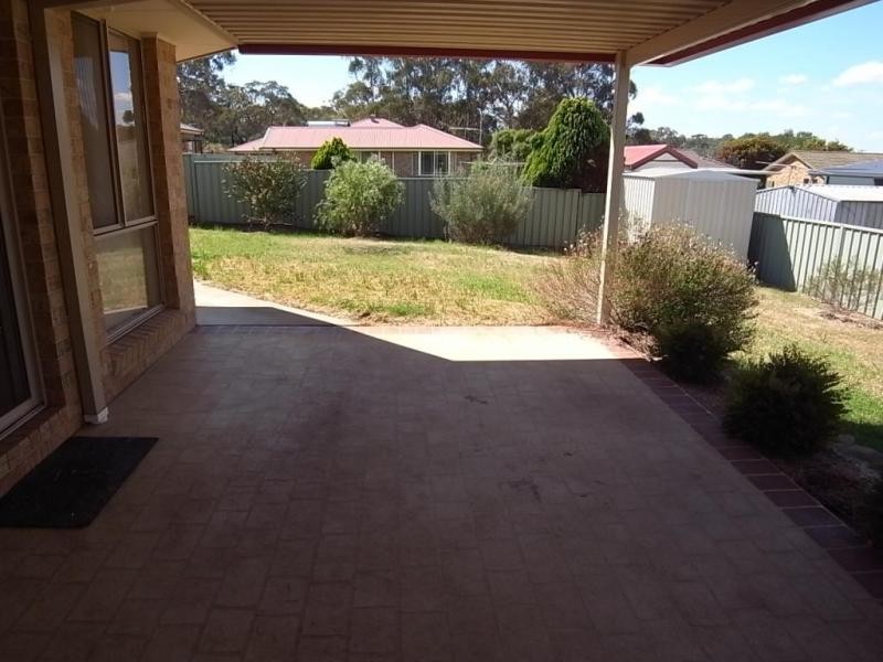 8 Grimes Close, Denman NSW 2328