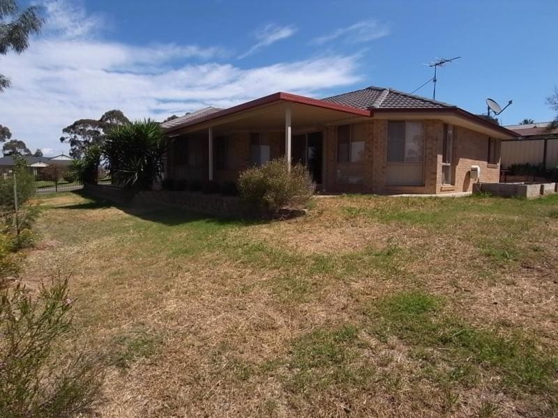 8 Grimes Close, Denman NSW 2328