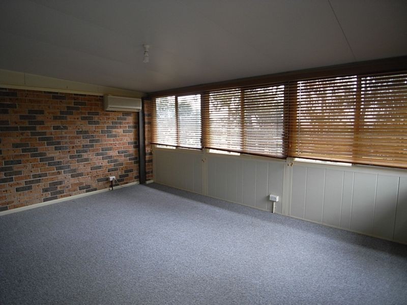 2/6 Hakea Drive, Muswellbrook NSW 2333