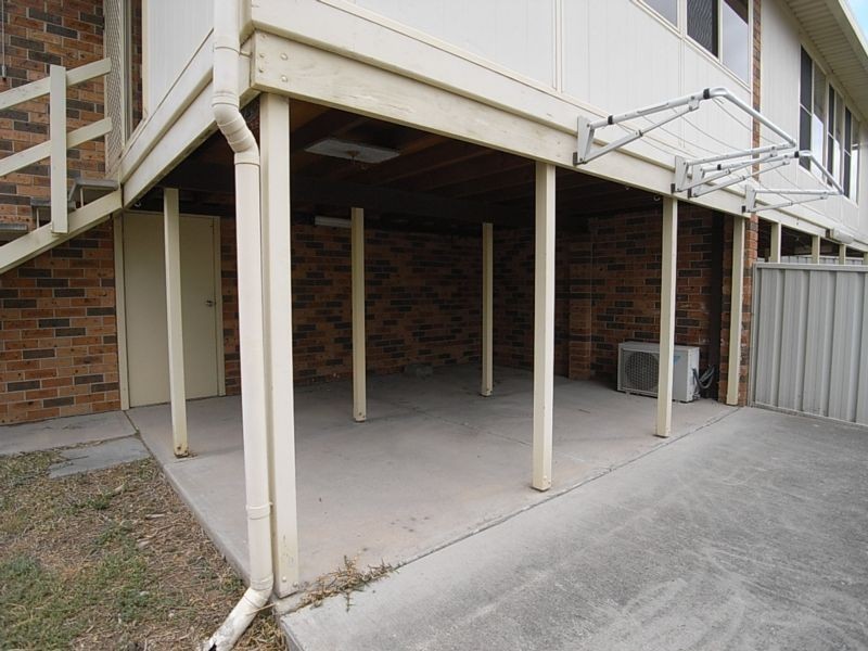 2/6 Hakea Drive, Muswellbrook NSW 2333