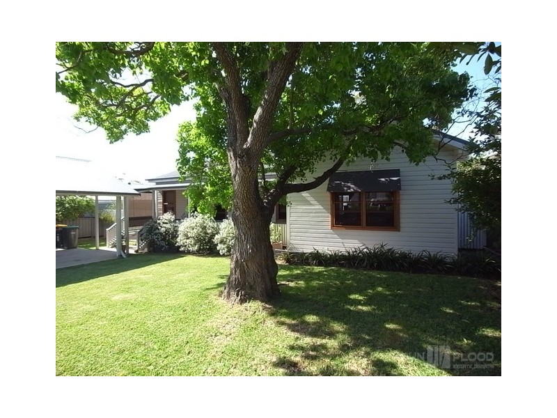 4 Wilson Street, Muswellbrook NSW 2333