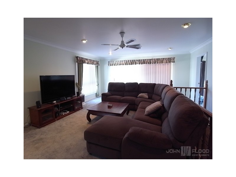 4 Carl Lane, Muswellbrook NSW 2333