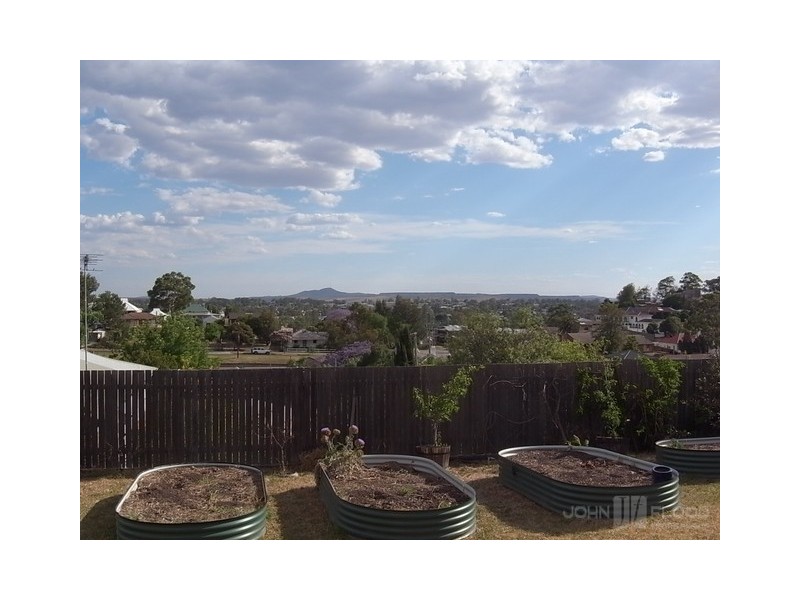 129 Hill Street, Muswellbrook NSW 2333