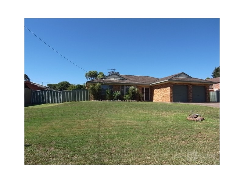 36 St Andrews Street, Aberdeen NSW 2336
