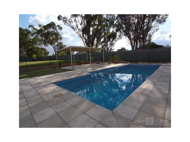 1 Ironbark Road, Muswellbrook NSW 2333