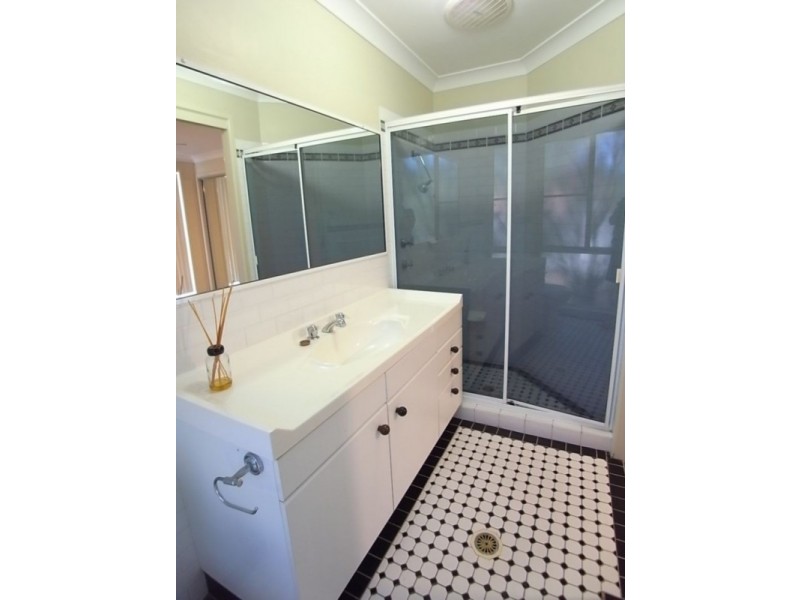 33 Cousins Street, Muswellbrook NSW 2333