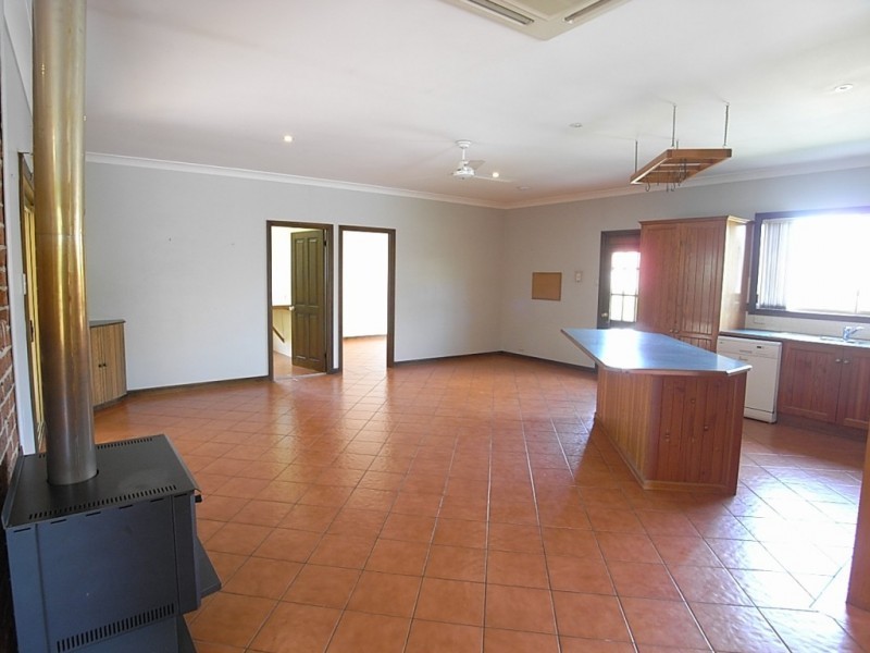 78 Park St, Scone NSW 2337