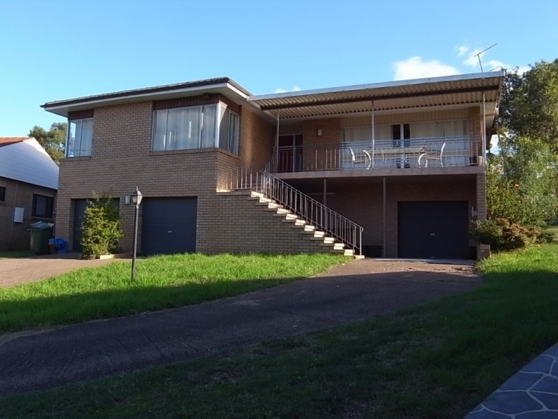 8 Bronte Crescent, Muswellbrook NSW 2333