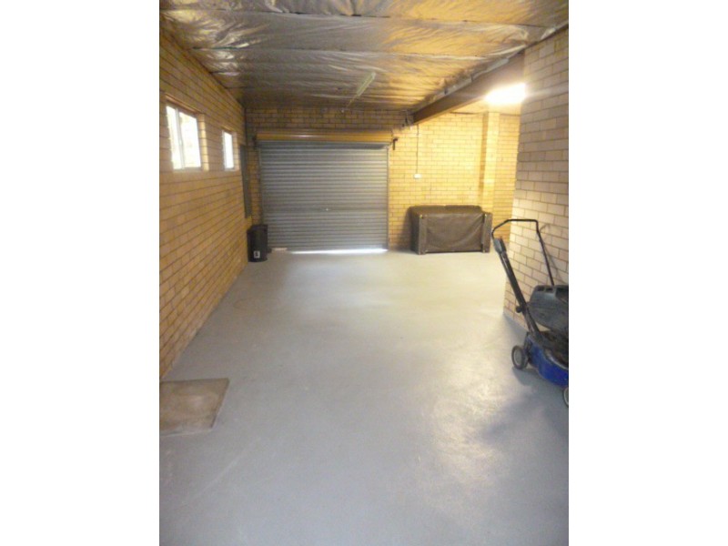 8 Bronte Crescent, Muswellbrook NSW 2333