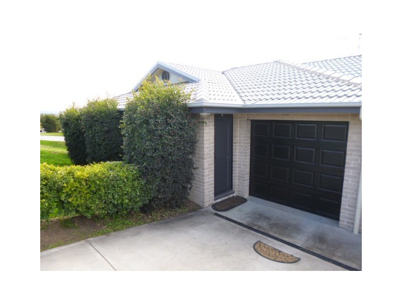 1/6 Northview Cct, Muswellbrook NSW 2333