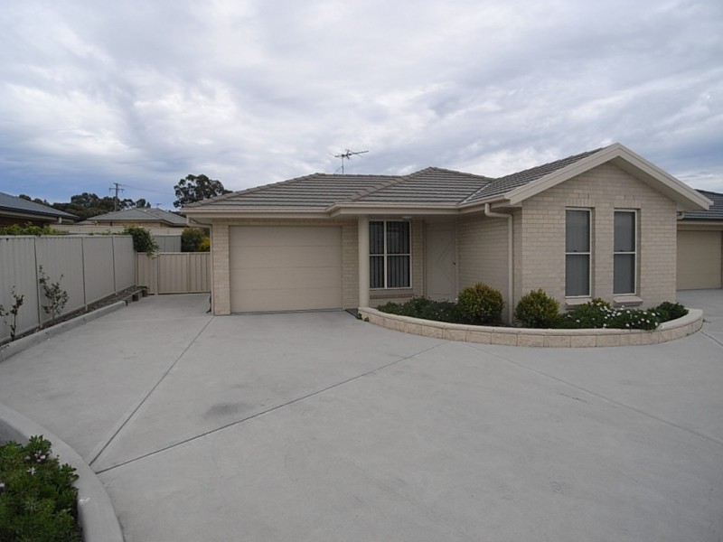 1/11 Kennedy Close, Muswellbrook NSW 2333