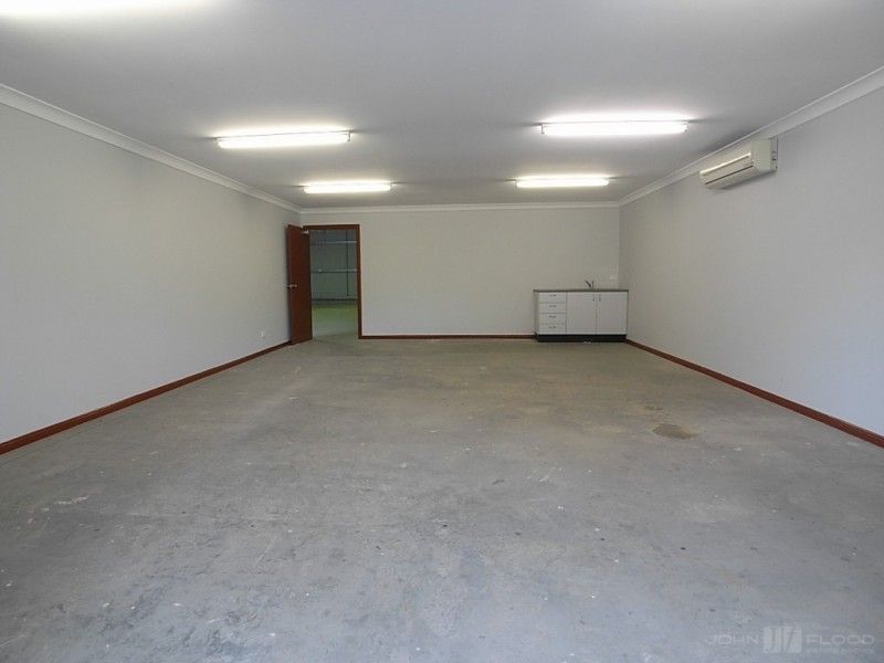 16 Common Road, Muswellbrook NSW 2333