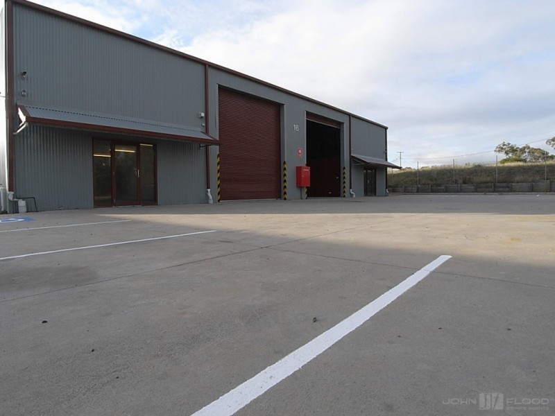 16 Common Road, Muswellbrook NSW 2333