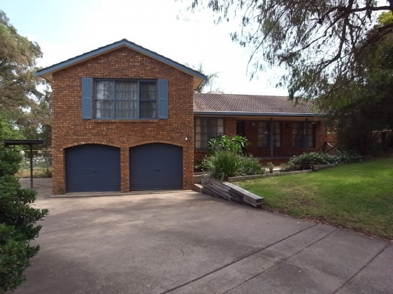 18 Boronia Drive, Muswellbrook NSW 2333