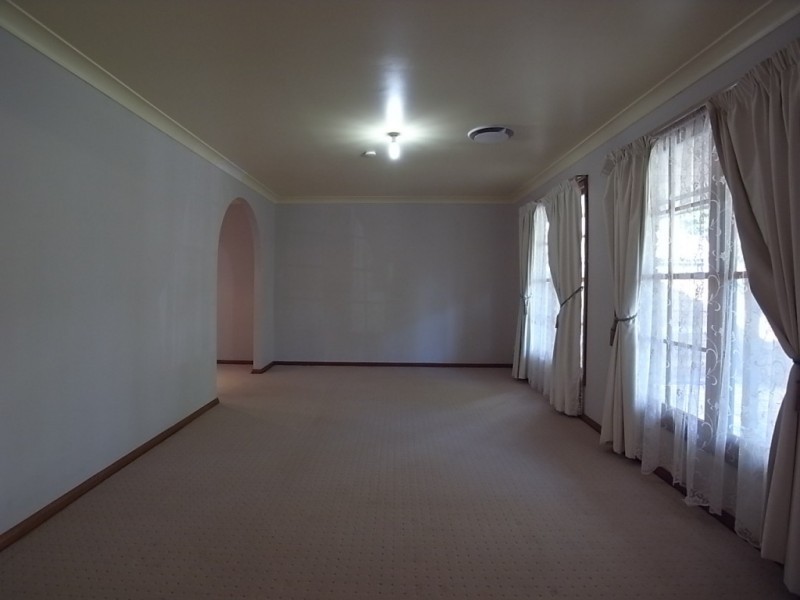 18 Boronia Drive, Muswellbrook NSW 2333