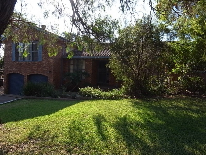 18 Boronia Drive, Muswellbrook NSW 2333