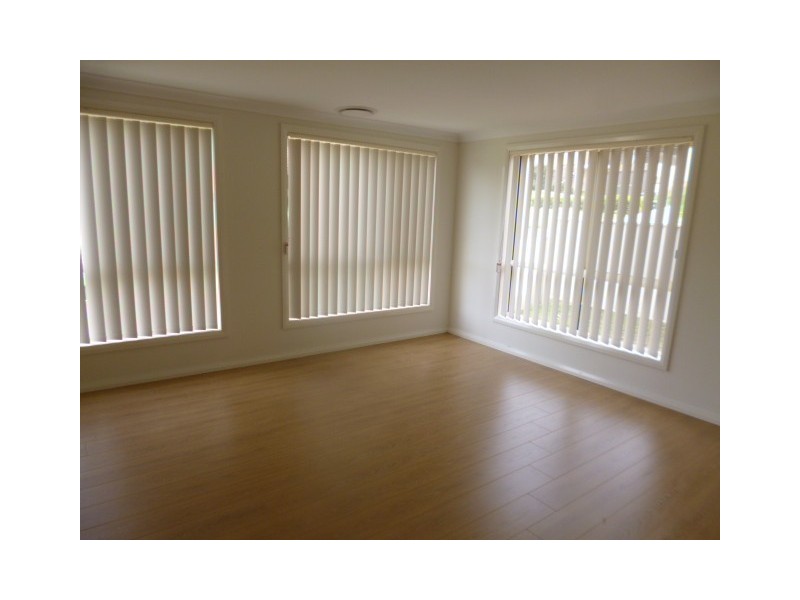 12 Lou Fisher Place, Muswellbrook NSW 2333