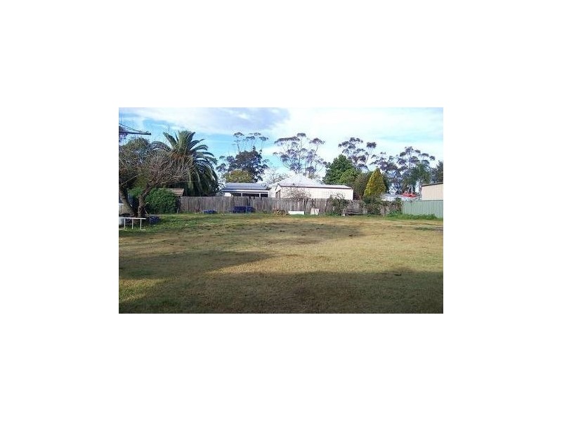 84 Waverley Street, Scone NSW 2337