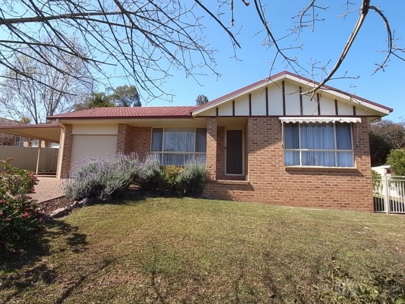 11 Lexia Street, Muswellbrook NSW 2333
