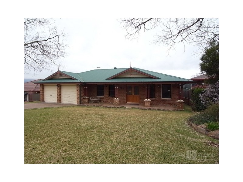 10 Fitzgerald Avenue, Muswellbrook NSW 2333
