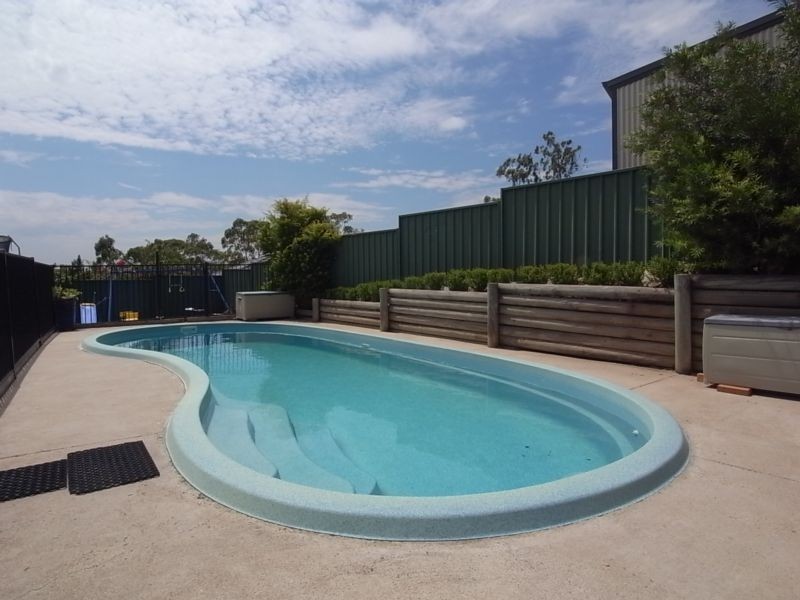 8 Tuart Close, Muswellbrook NSW 2333