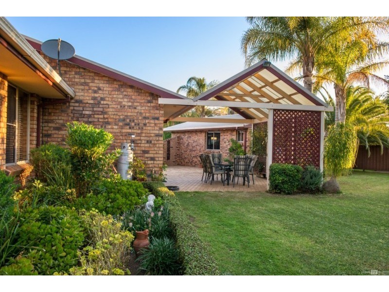 2 Kareen Place, Scone NSW 2337