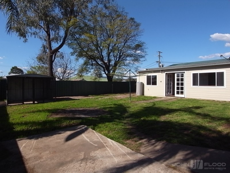 21 Lorne Street, Muswellbrook NSW 2333
