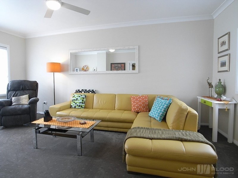 10 Ruth White Avenue, Muswellbrook NSW 2333