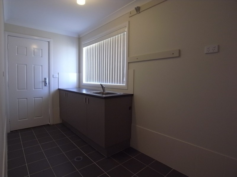 16 Kennedy Close, Muswellbrook NSW 2333
