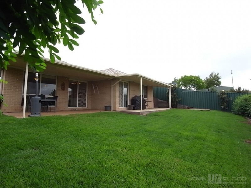 17 Wanaruah Circuit, Muswellbrook NSW 2333