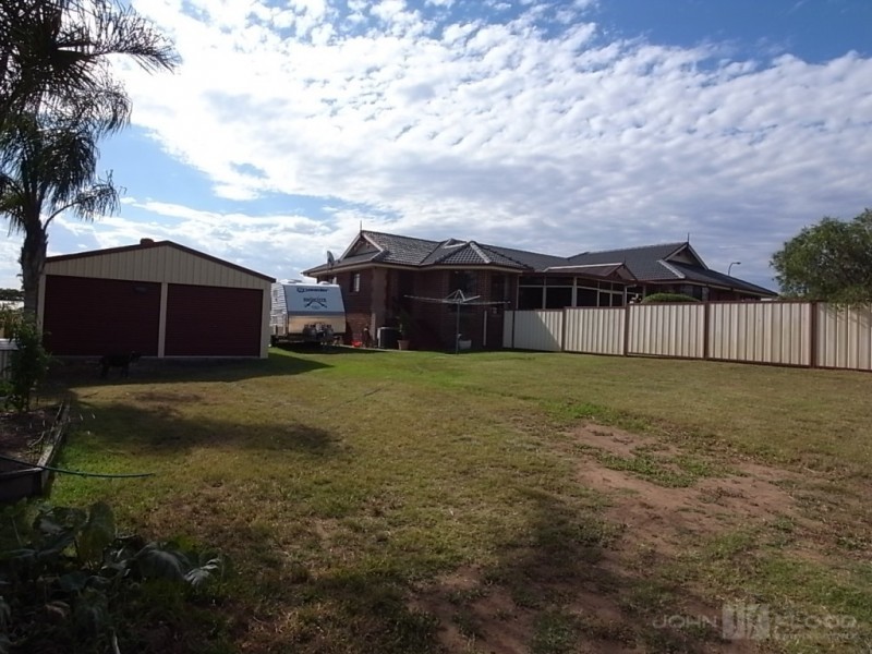 2 Ted Clay Street, Muswellbrook NSW 2333