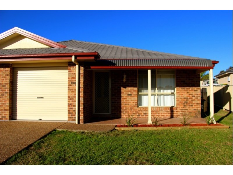 2/12 Kennedy Close, Muswellbrook NSW 2333